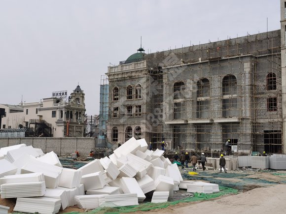 建業(yè)電影小鎮(zhèn)采購齊工擠塑板和巖棉板