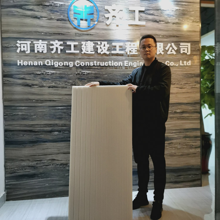 擠塑板的質(zhì)量決定著擠塑板的價格 擠塑板的質(zhì)量決定著擠塑板的價格